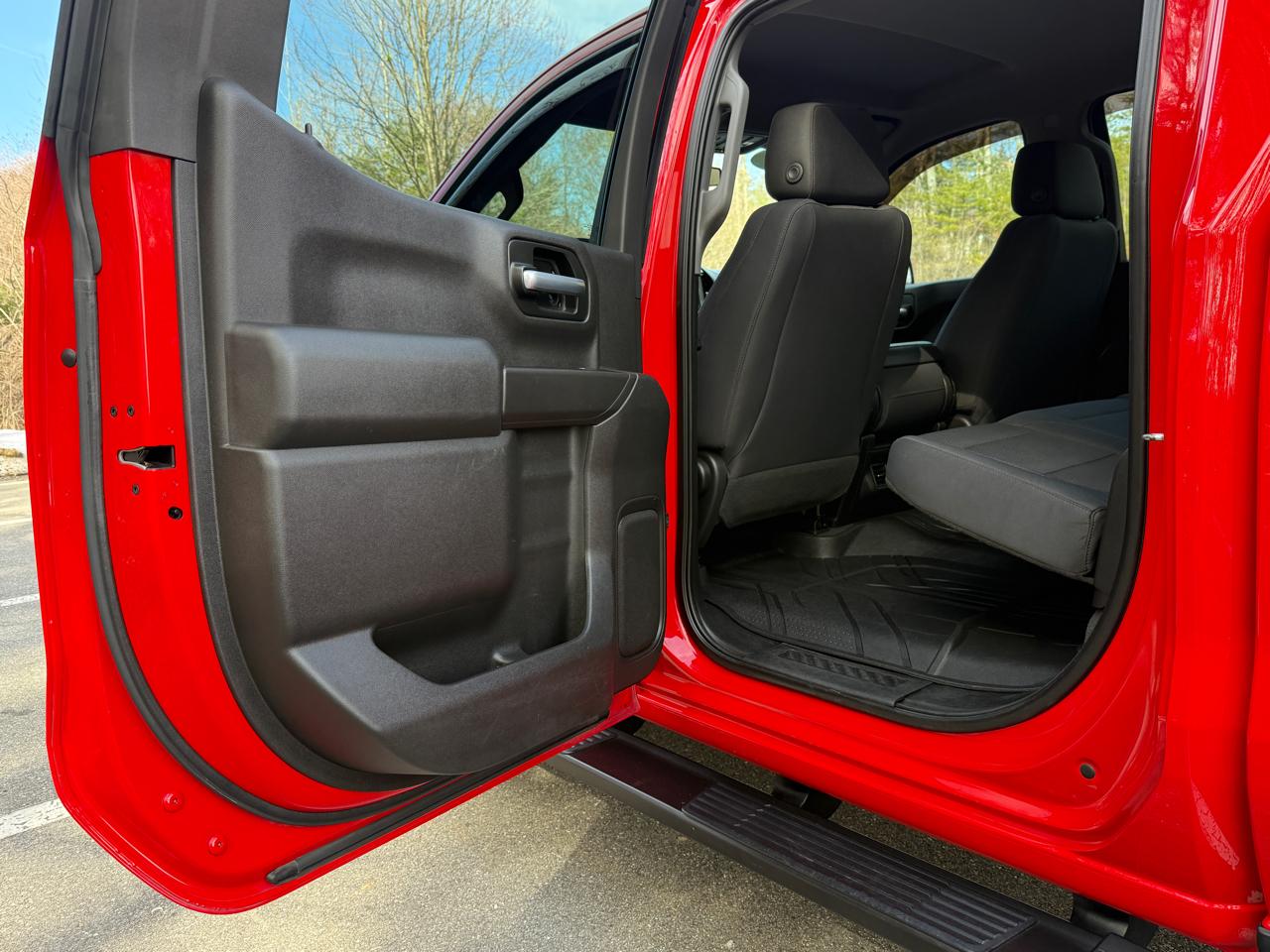 Chevrolet Silverado 1500 4WD Crew Cab 147" Custom Trail Boss 2019