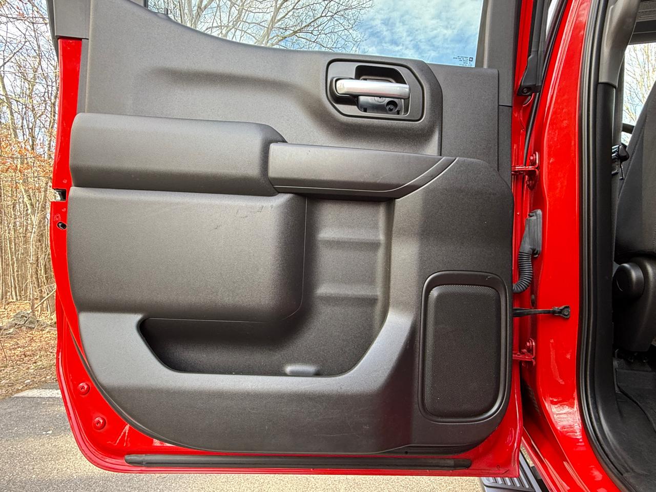Chevrolet Silverado 1500 4WD Crew Cab 147" Custom Trail Boss 2019