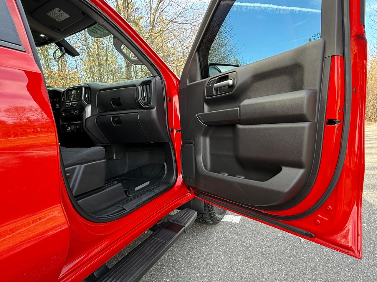 Chevrolet Silverado 1500 4WD Crew Cab 147" Custom Trail Boss 2019