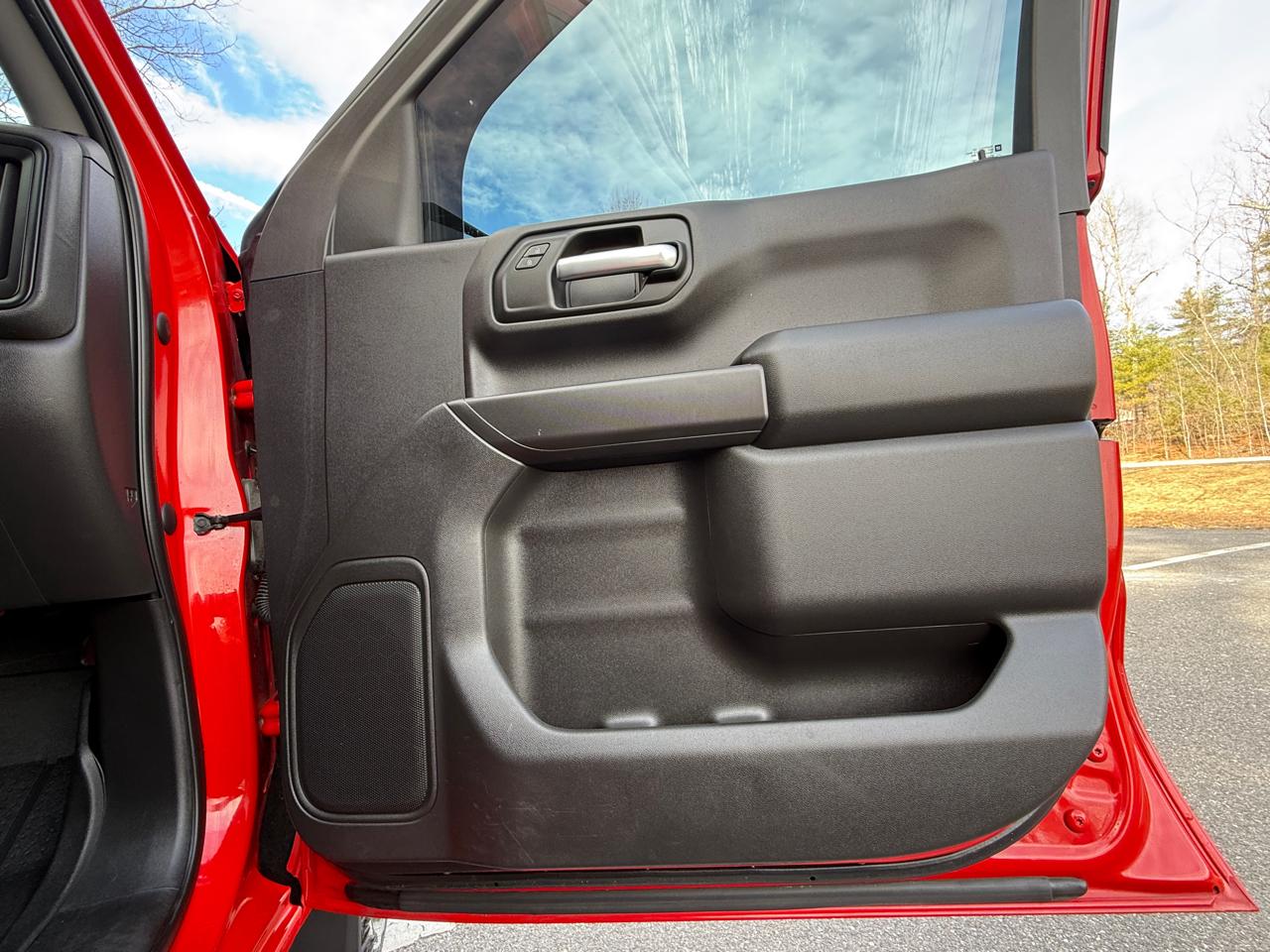 Chevrolet Silverado 1500 4WD Crew Cab 147" Custom Trail Boss 2019