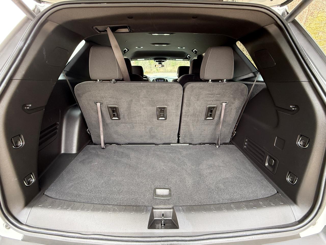 Chevrolet Traverse AWD 4dr LT Cloth w/1LT 2023