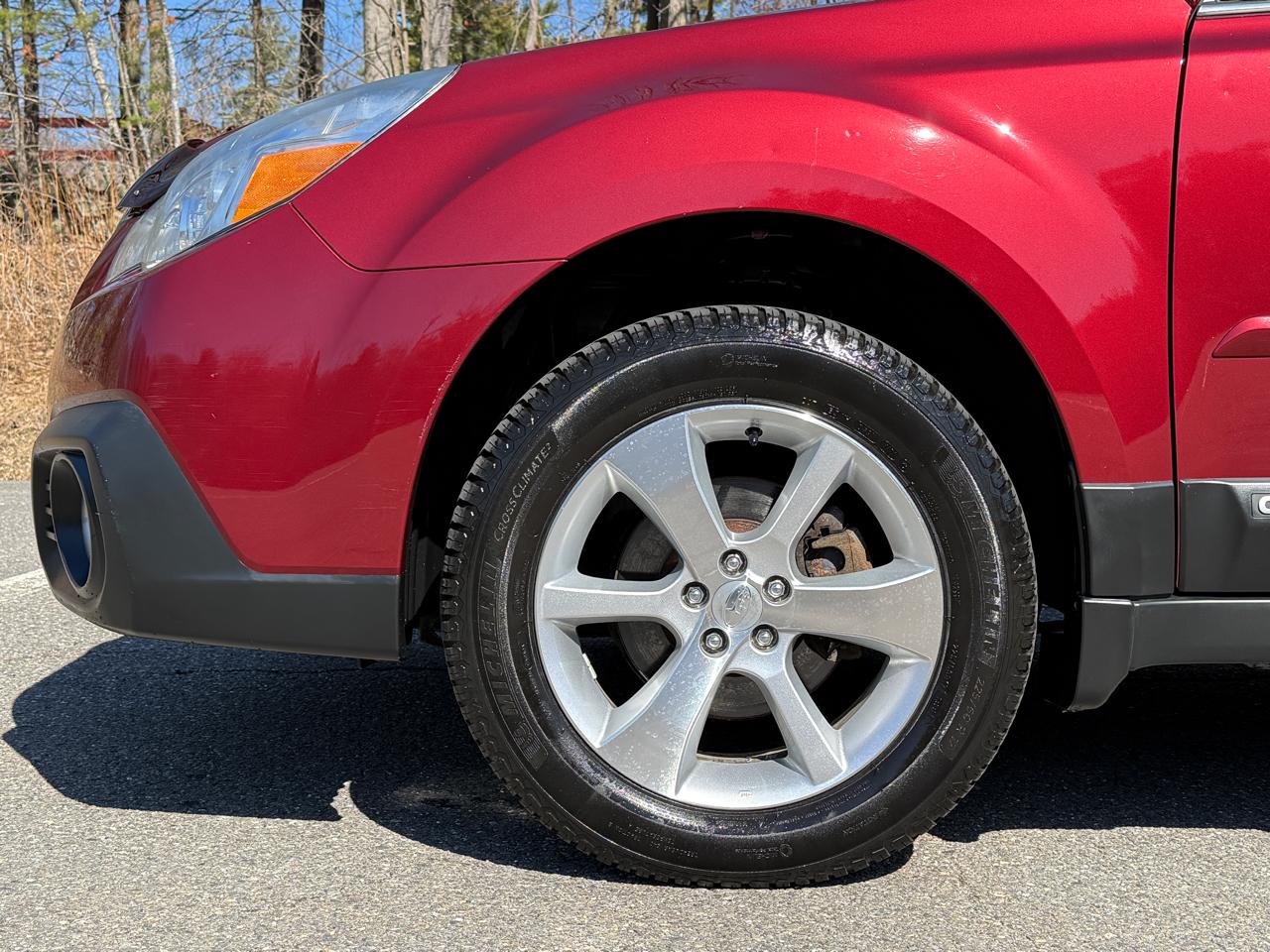 Subaru Outback 4dr Wgn H4 Auto 2.5i Limited 2013