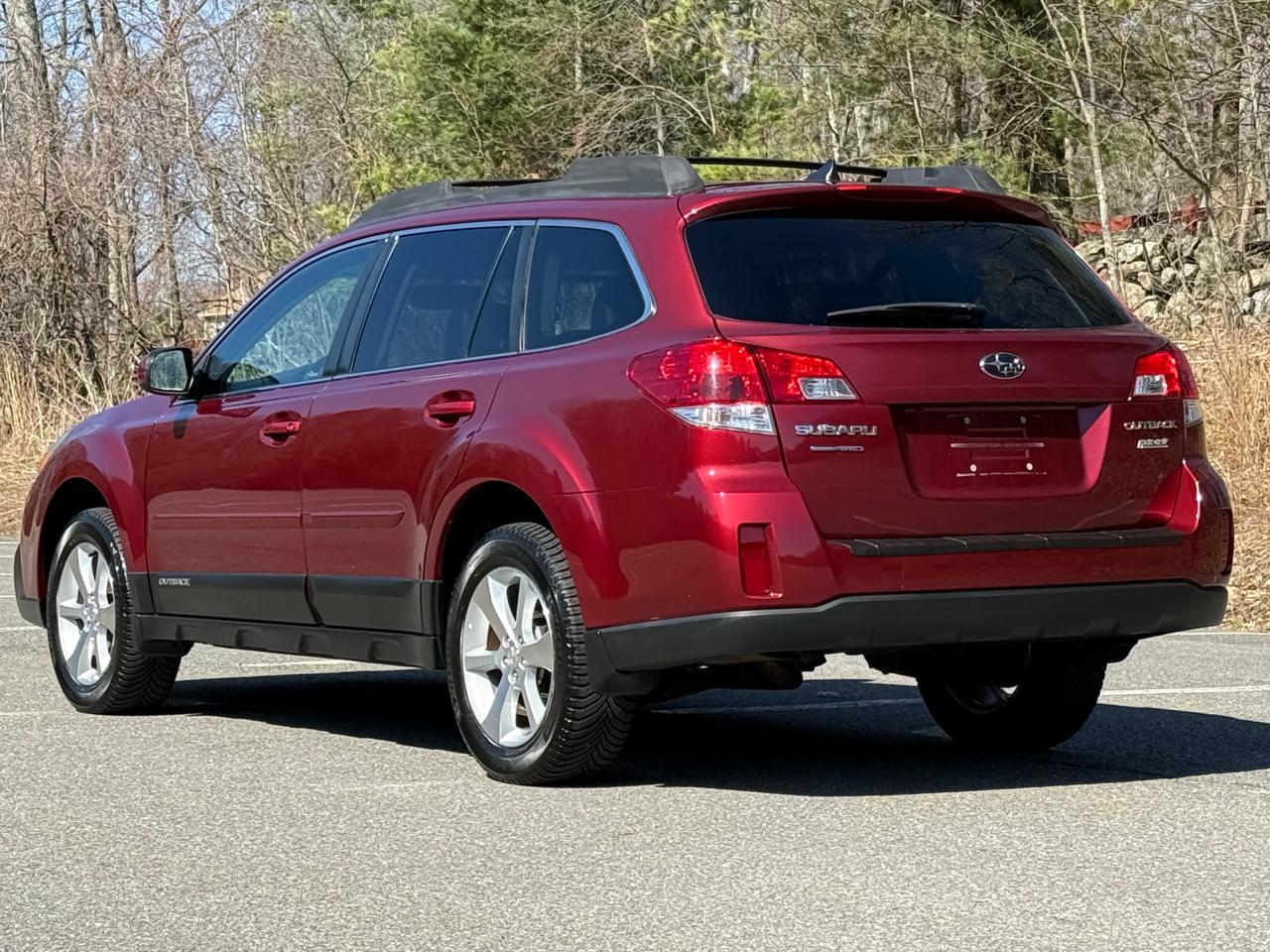 Subaru Outback 4dr Wgn H4 Auto 2.5i Limited 2013