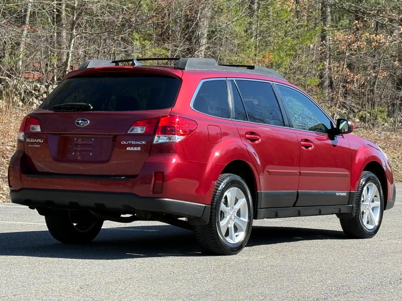 Subaru Outback 4dr Wgn H4 Auto 2.5i Limited 2013