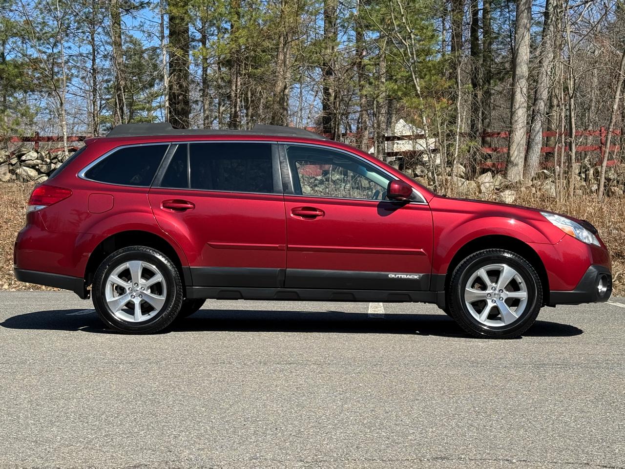 Subaru Outback 4dr Wgn H4 Auto 2.5i Limited 2013