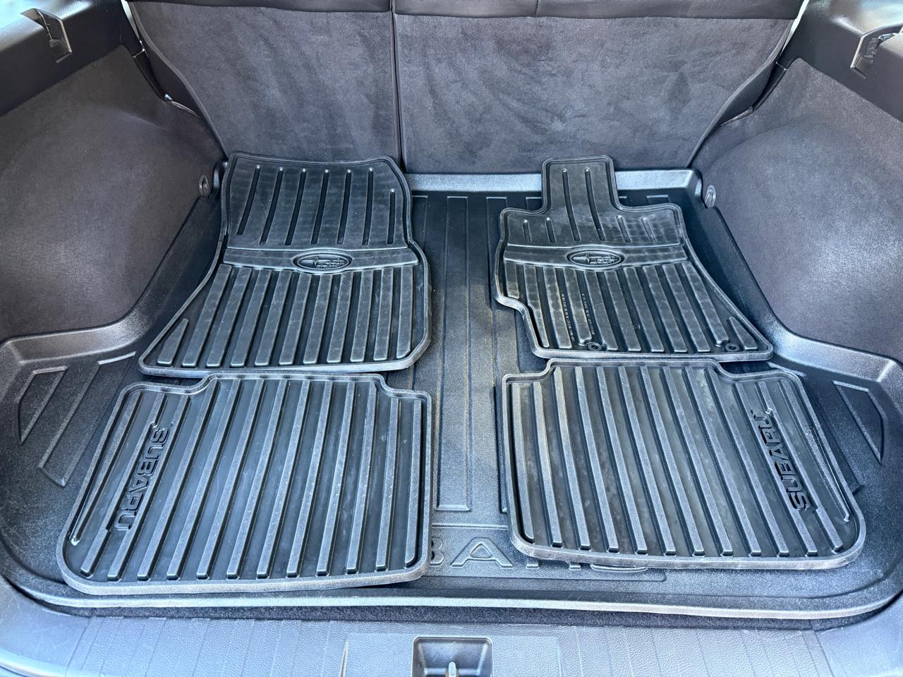 Subaru Outback 4dr Wgn H4 Auto 2.5i Limited 2013