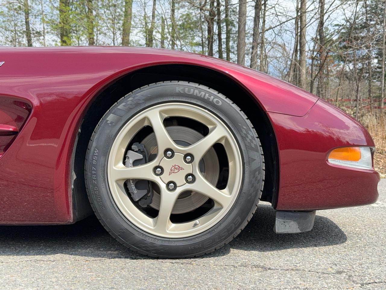 Chevrolet Corvette 2dr Convertible 2003