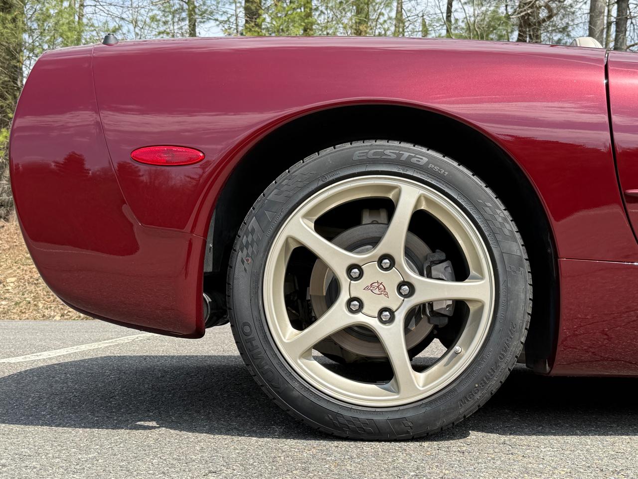 Chevrolet Corvette 2dr Convertible 2003