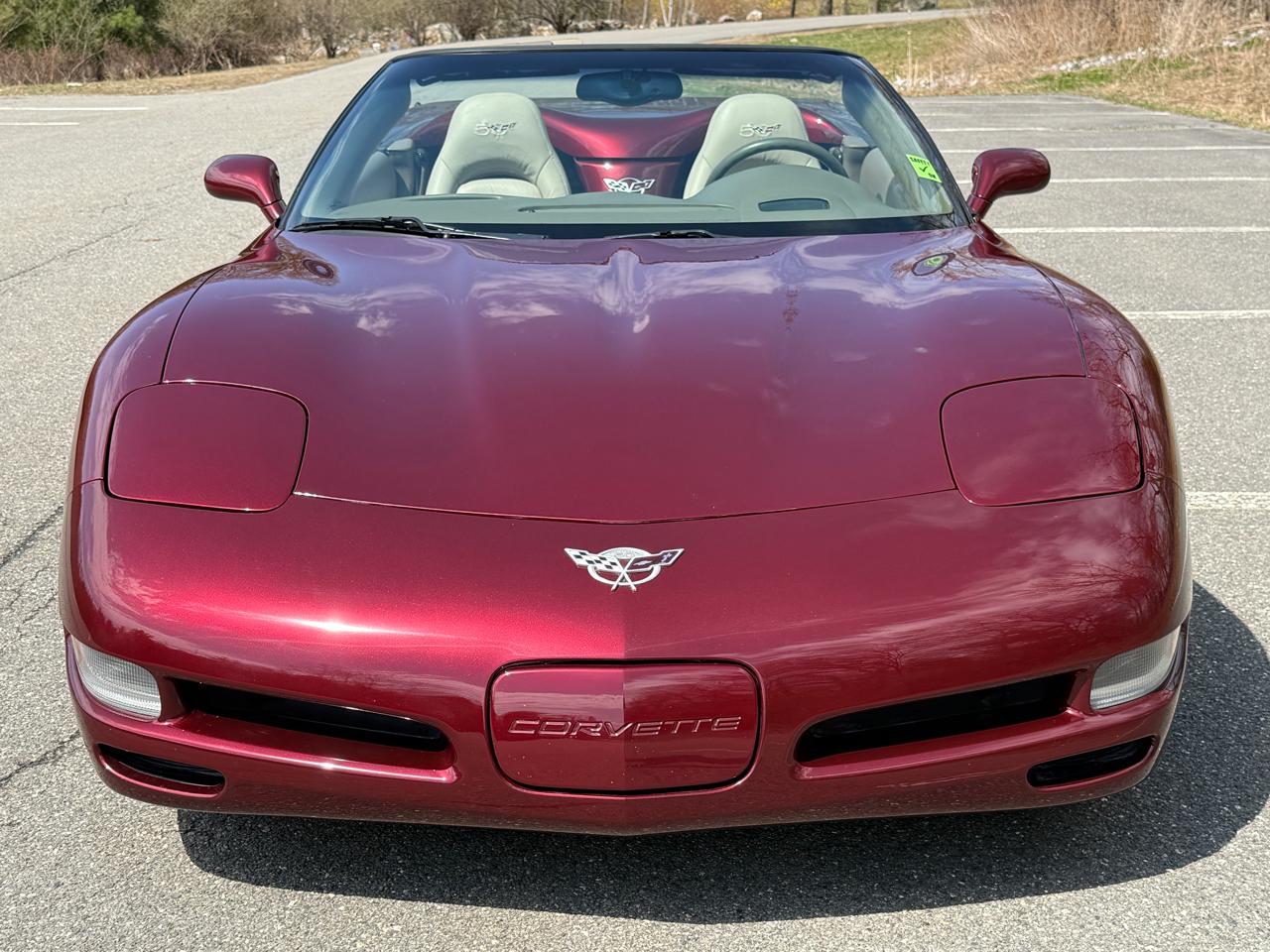 Chevrolet Corvette 2dr Convertible 2003
