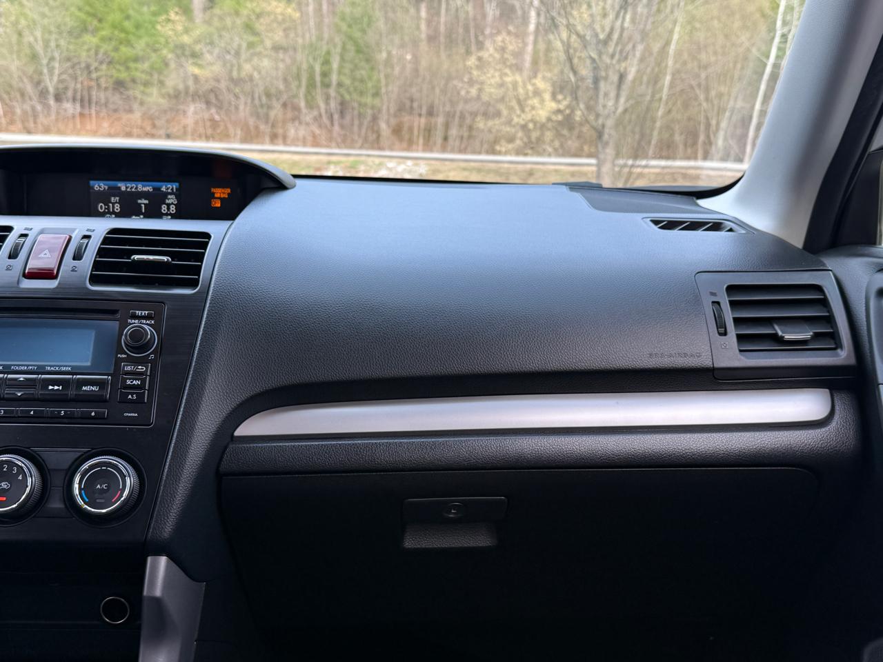 Subaru Forester 4dr CVT 2.5i PZEV 2015