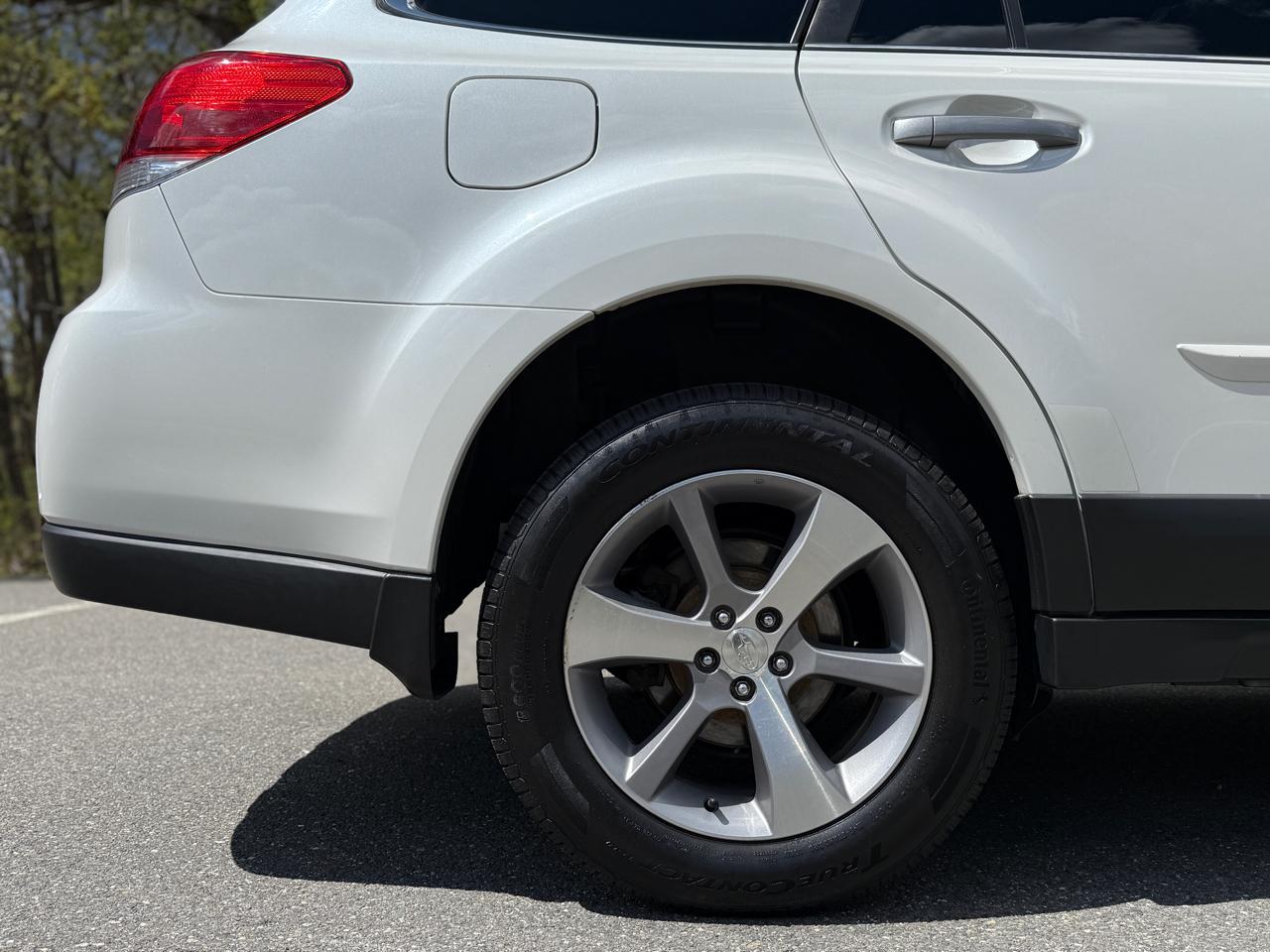Subaru Outback 4dr Wgn H4 Auto 2.5i Limited 2014