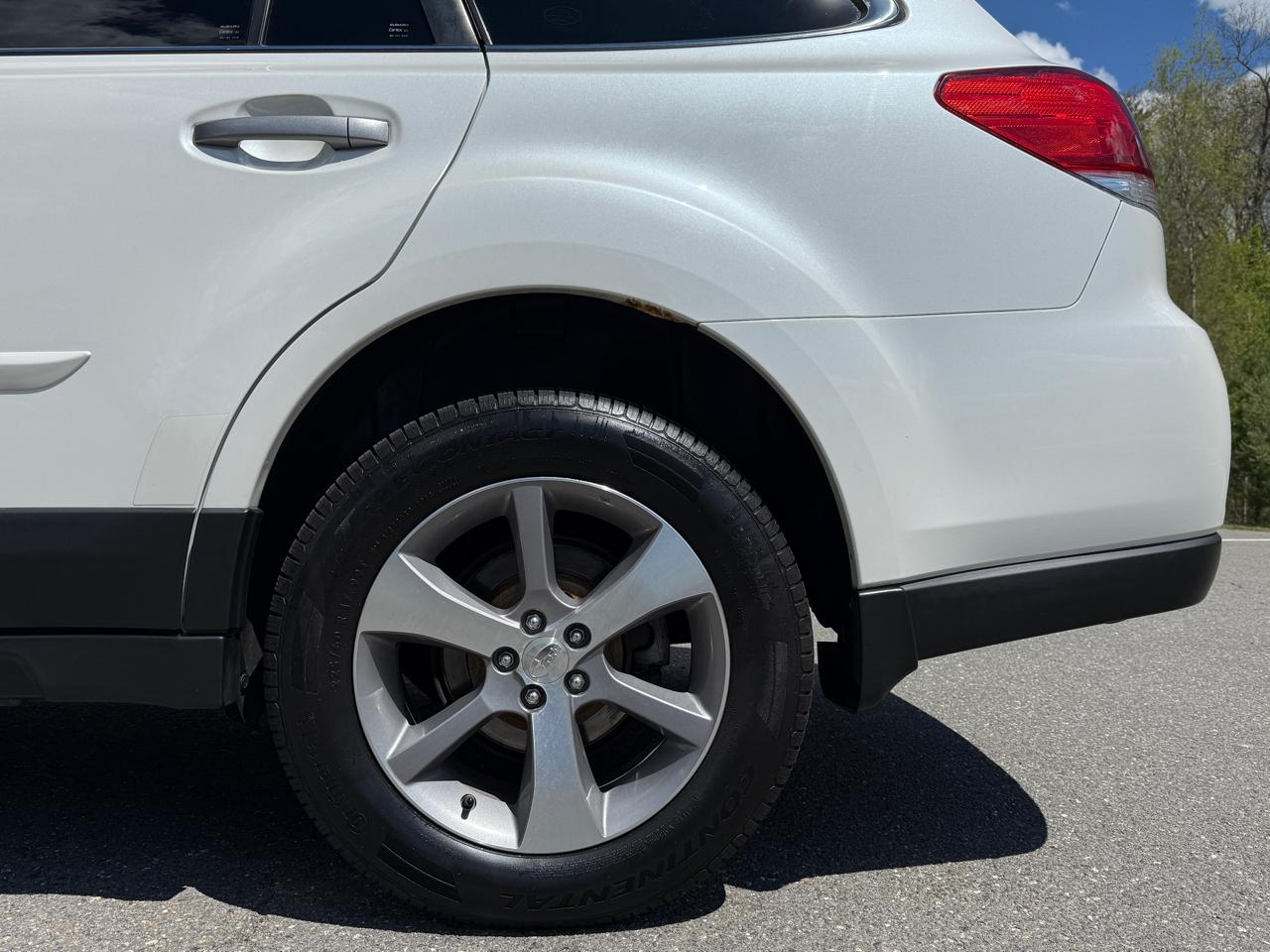 Subaru Outback 4dr Wgn H4 Auto 2.5i Limited 2014