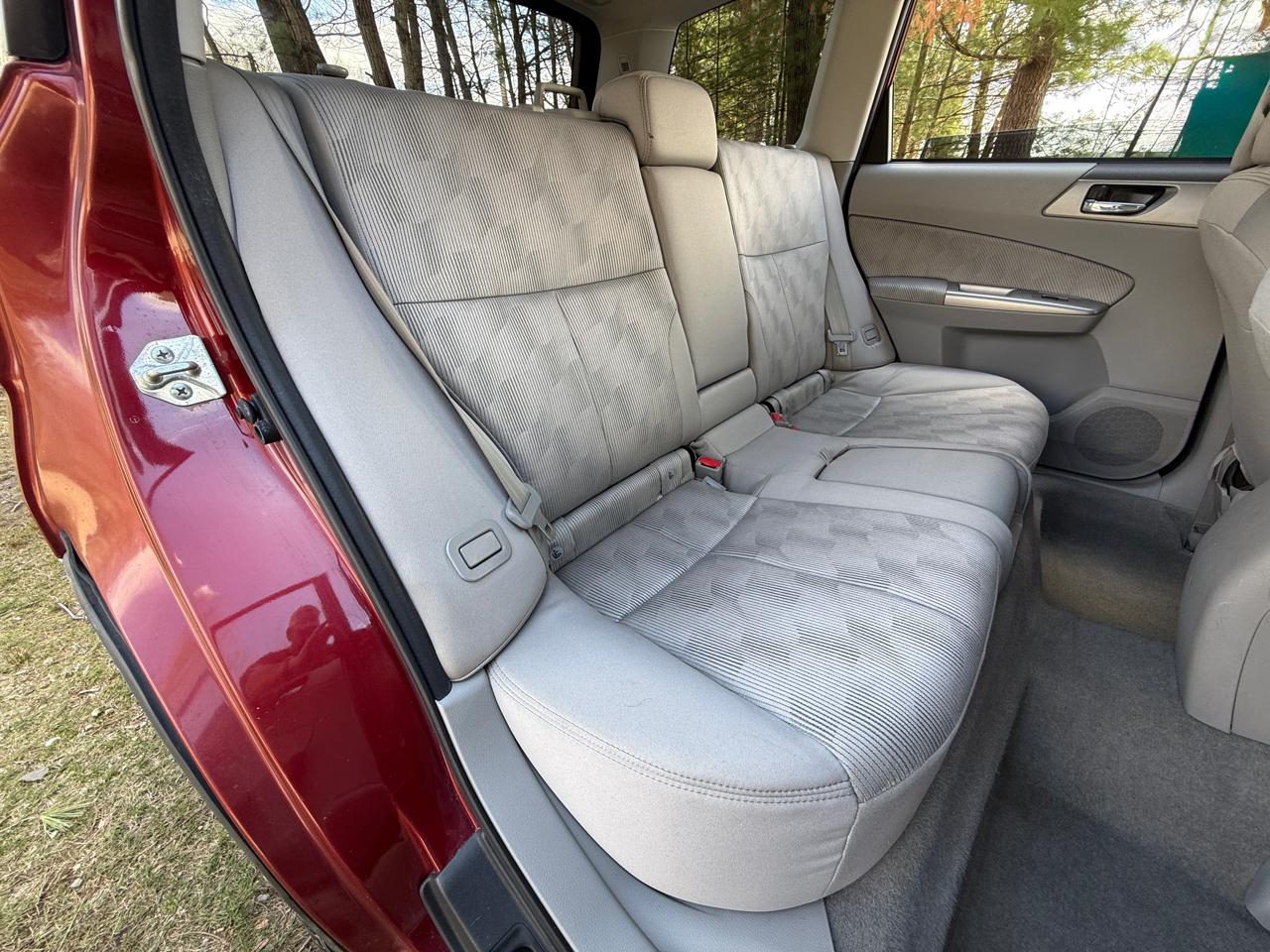 Subaru Forester 4dr Auto 2.5X Premium 2010