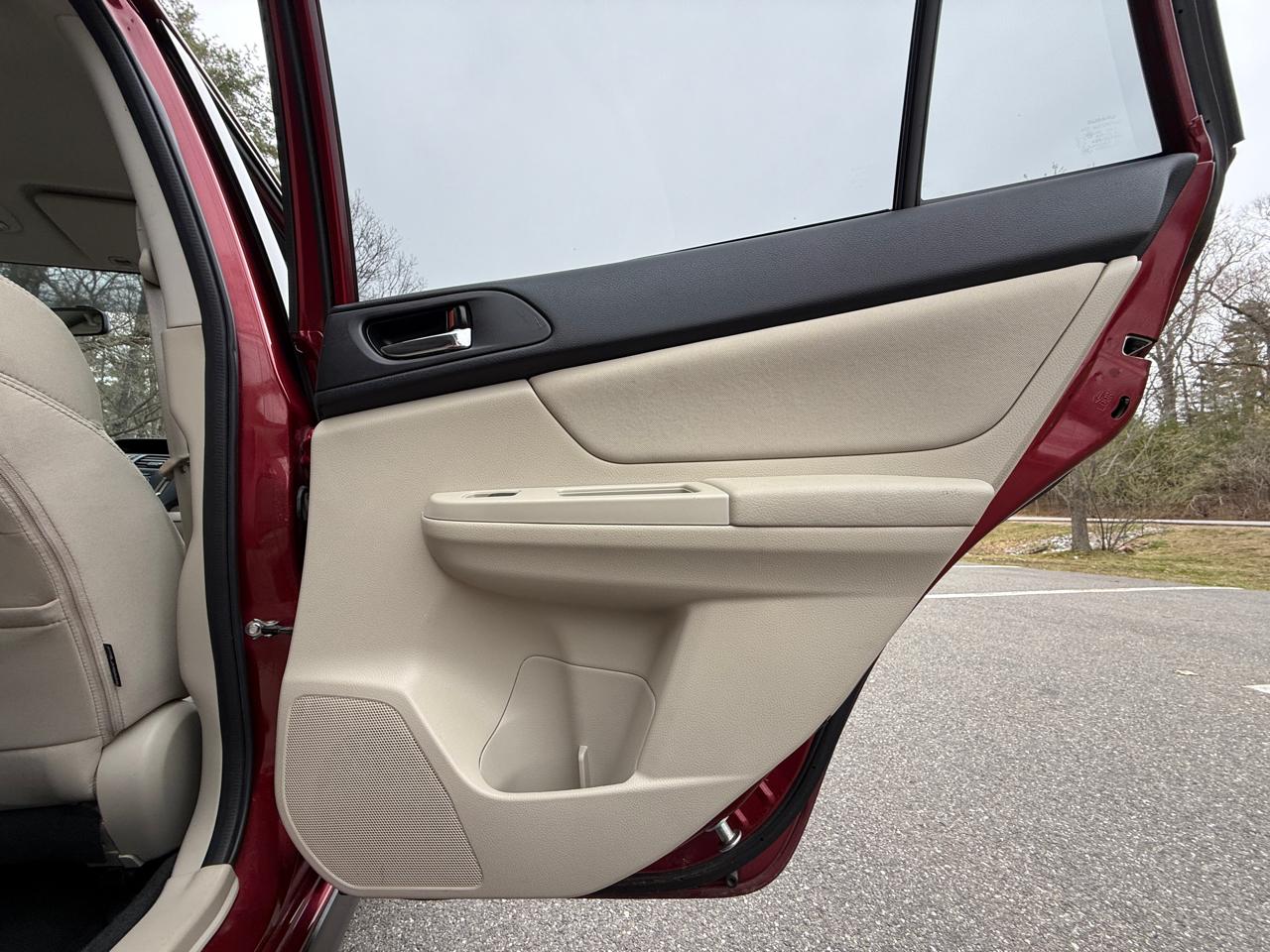 Subaru XV Crosstrek 5dr Auto 2.0i Premium 2013