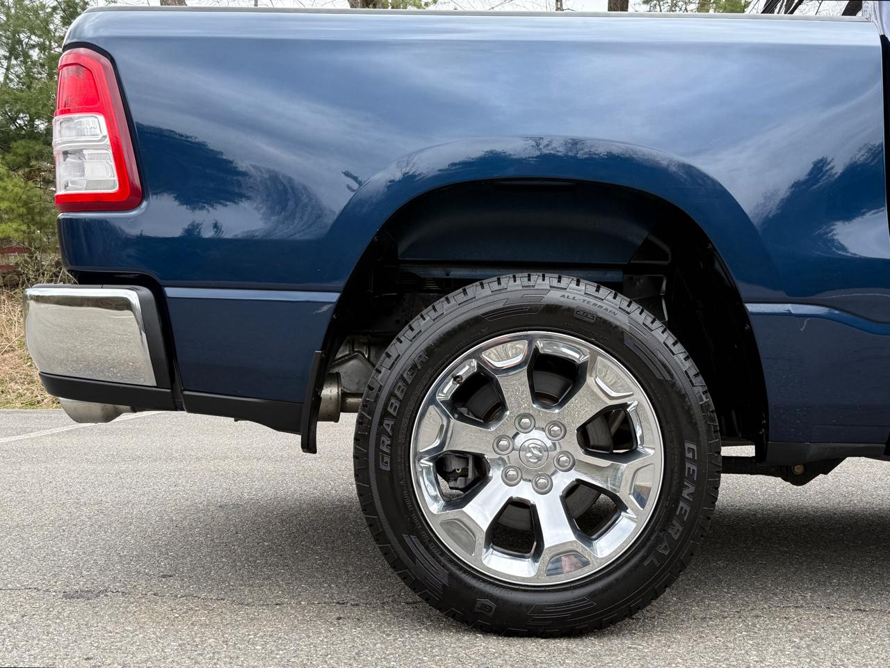 RAM 1500 Big Horn/Lone Star 4x4 Crew Cab 5'7" Box 2019