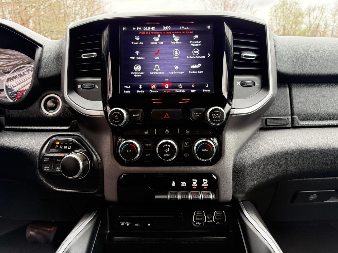 RAM 1500 Big Horn/Lone Star 4x4 Crew Cab 5'7" Box 2019