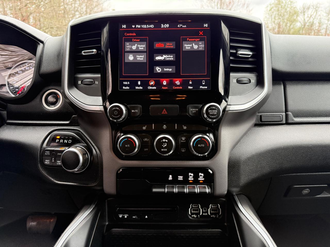 RAM 1500 Big Horn/Lone Star 4x4 Crew Cab 5'7" Box 2019