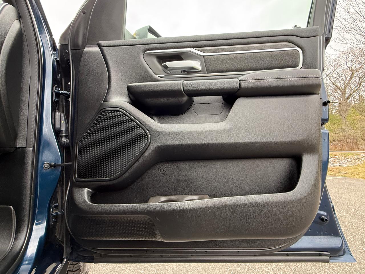 RAM 1500 Big Horn/Lone Star 4x4 Crew Cab 5'7" Box 2019