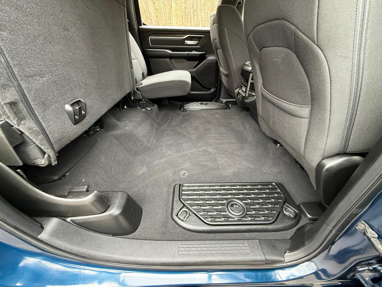 RAM 1500 Big Horn/Lone Star 4x4 Crew Cab 5'7" Box 2019