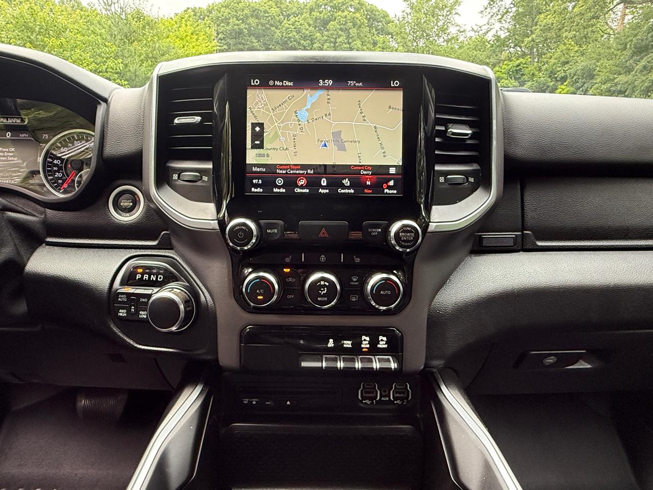RAM 1500 Big Horn/Lone Star 4x4 Crew Cab 5'7" Box 2019
