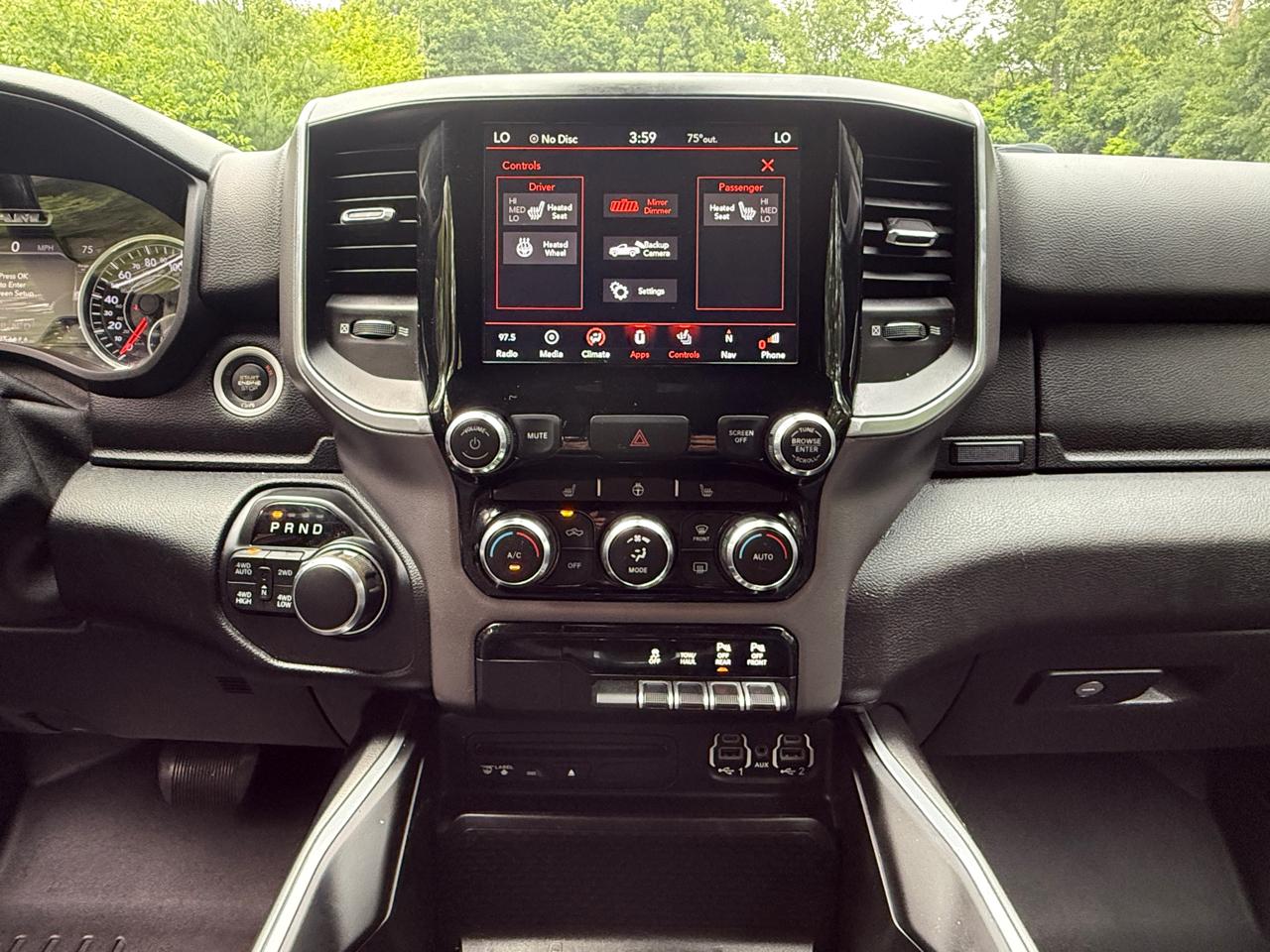 RAM 1500 Big Horn/Lone Star 4x4 Crew Cab 5'7" Box 2019
