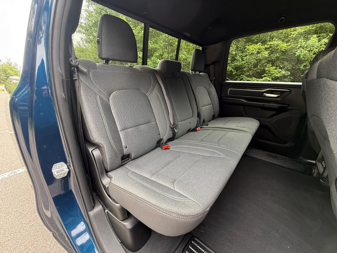 RAM 1500 Big Horn/Lone Star 4x4 Crew Cab 5'7" Box 2019