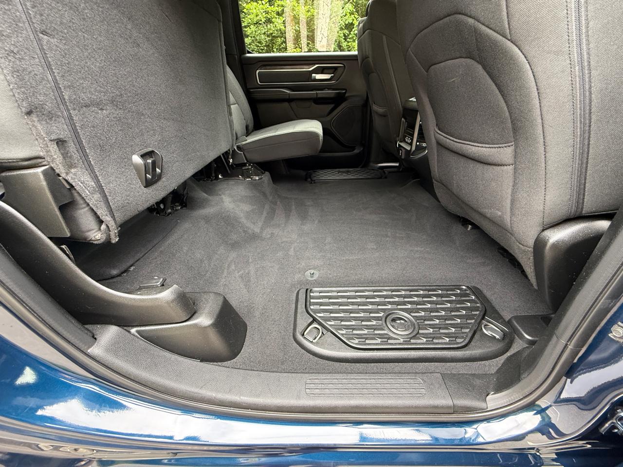 RAM 1500 Big Horn/Lone Star 4x4 Crew Cab 5'7" Box 2019