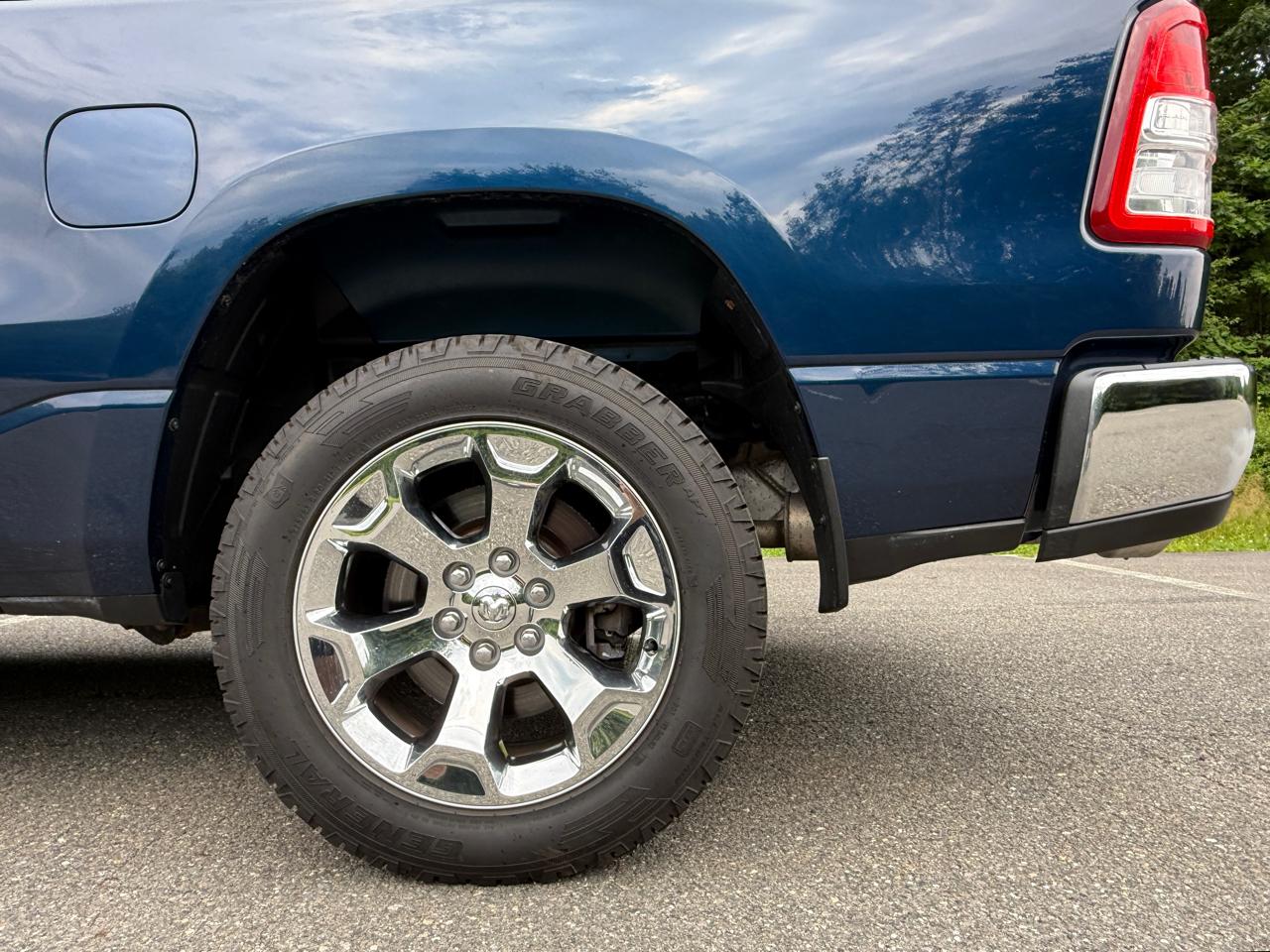 RAM 1500 Big Horn/Lone Star 4x4 Crew Cab 5'7" Box 2019