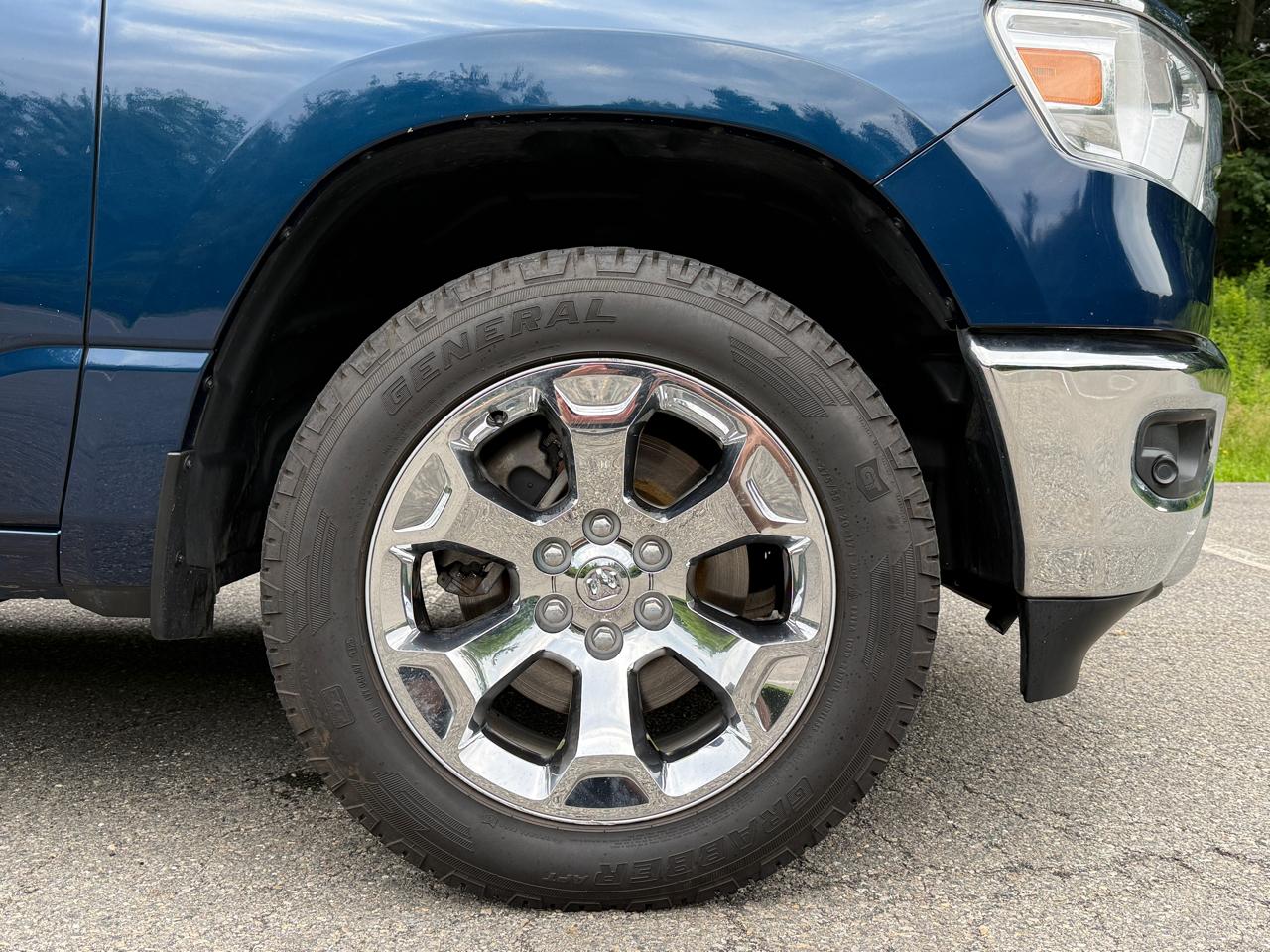 RAM 1500 Big Horn/Lone Star 4x4 Crew Cab 5'7" Box 2019