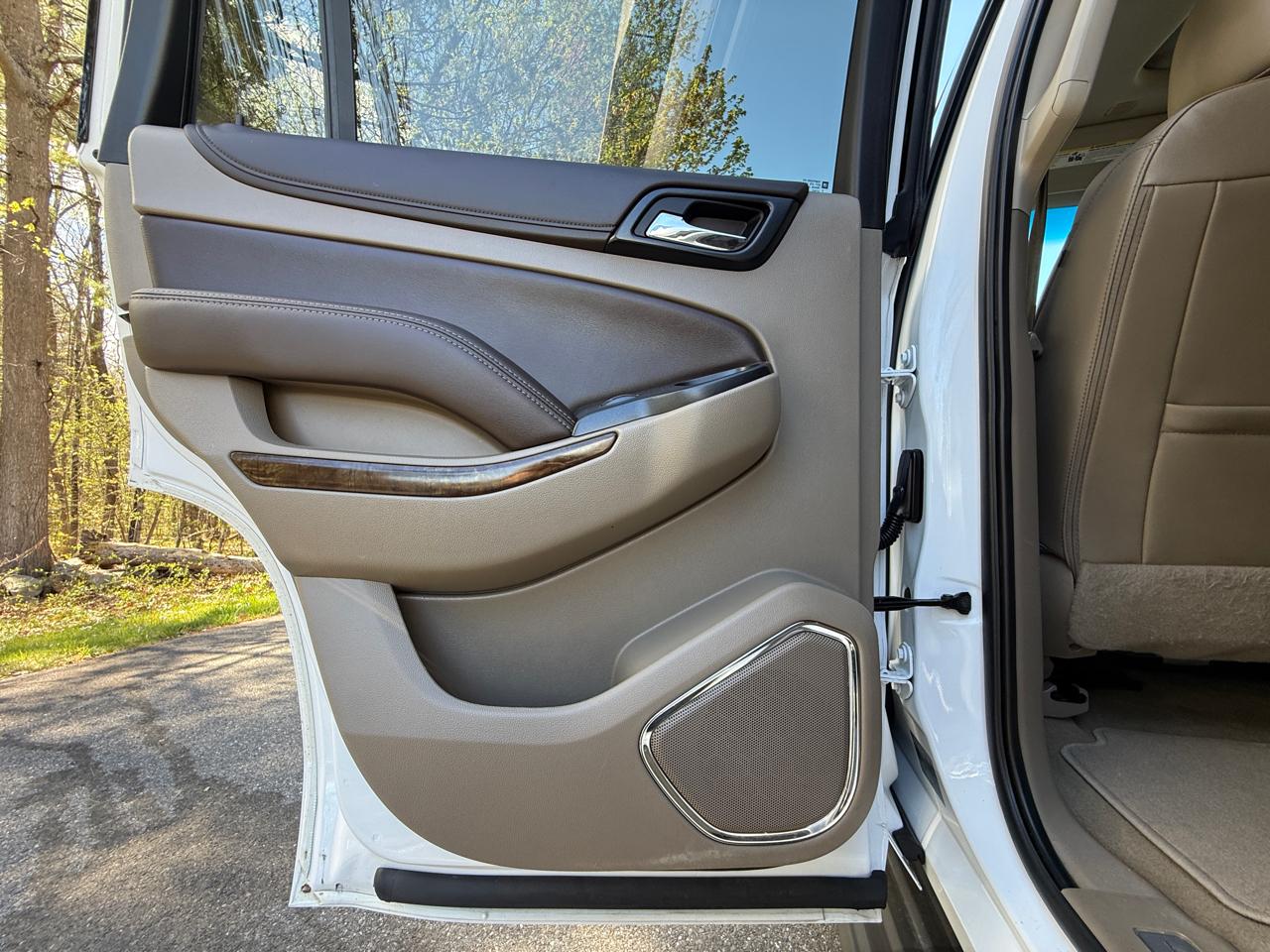 Chevrolet Tahoe 4WD 4dr LT 2019