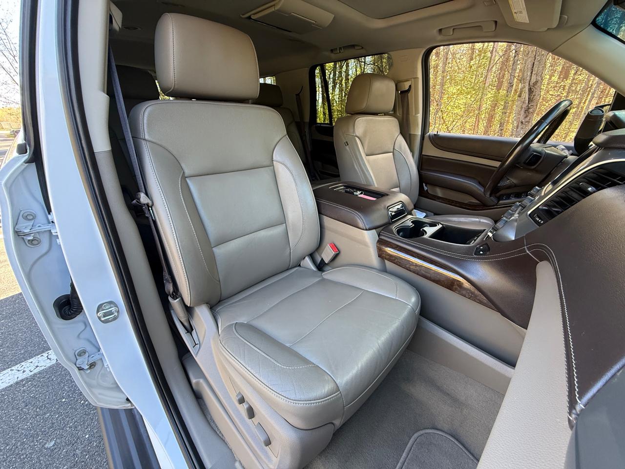 Chevrolet Tahoe 4WD 4dr LT 2019