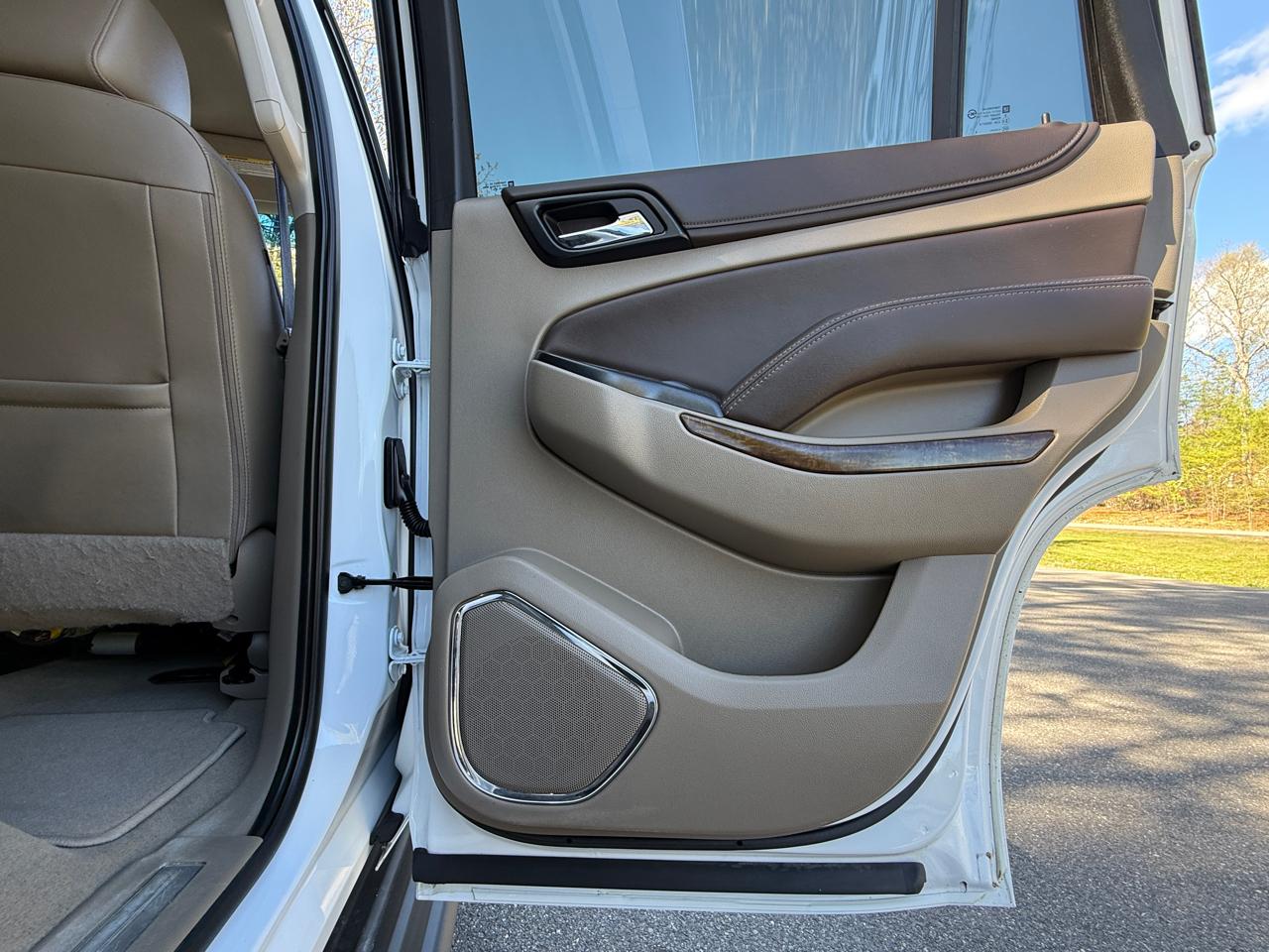 Chevrolet Tahoe 4WD 4dr LT 2019