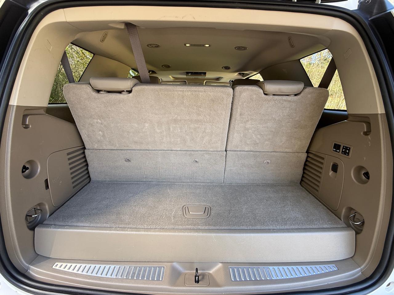 Chevrolet Tahoe 4WD 4dr LT 2019