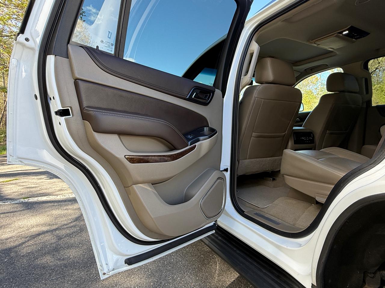 Chevrolet Tahoe 4WD 4dr LT 2019