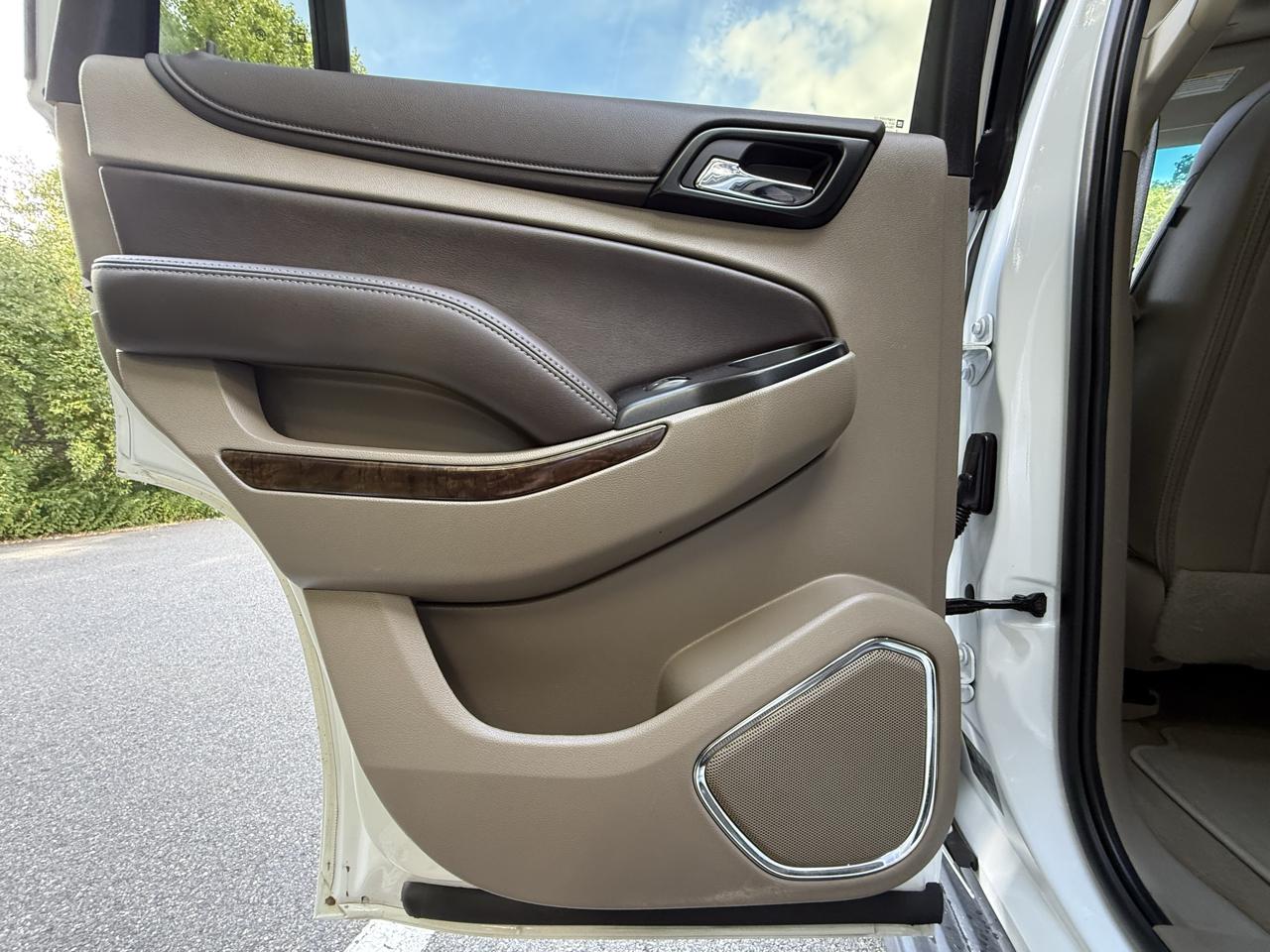 Chevrolet Tahoe 4WD 4dr LT 2019