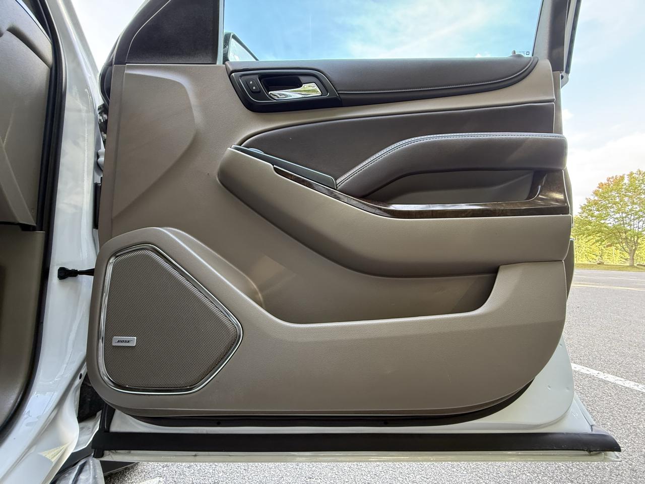 Chevrolet Tahoe 4WD 4dr LT 2019
