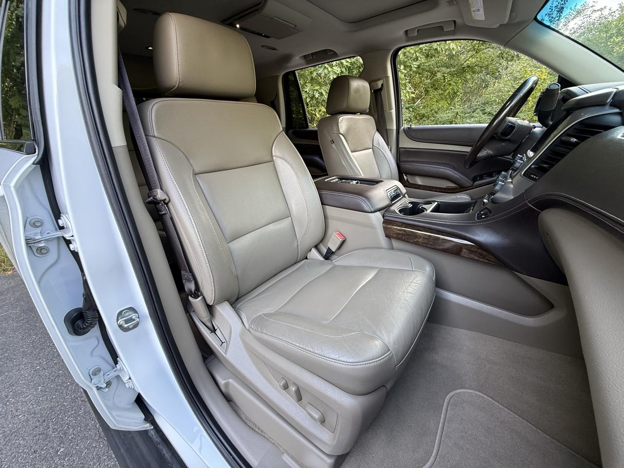 Chevrolet Tahoe 4WD 4dr LT 2019