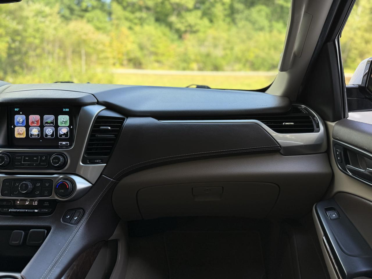 Chevrolet Tahoe 4WD 4dr LT 2019