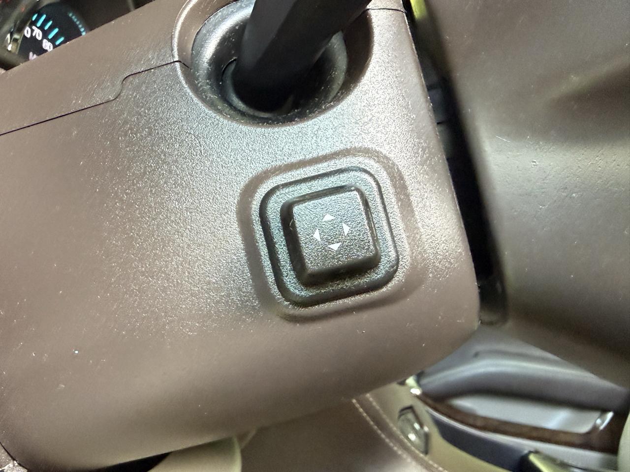 Chevrolet Tahoe 4WD 4dr LT 2019