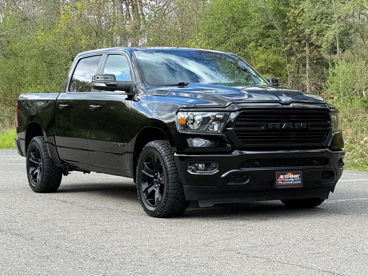 RAM 1500 Big Horn 4x4 Crew Cab 5'7" Box 2020
