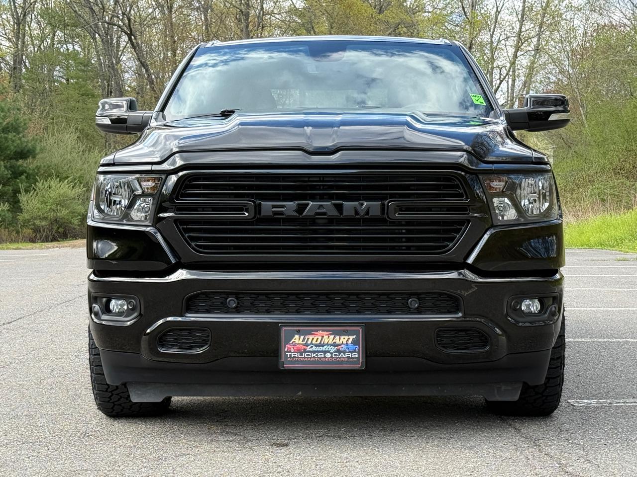 RAM 1500 Big Horn 4x4 Crew Cab 5'7" Box 2020