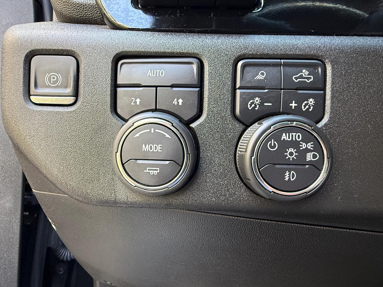 Chevrolet Silverado 1500  2023