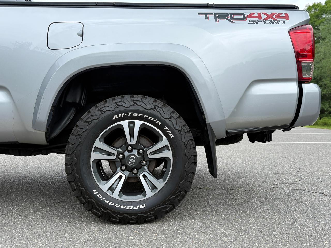 Toyota Tacoma 4WD Access Cab V6 AT TRD Off Road (Natl) 2016