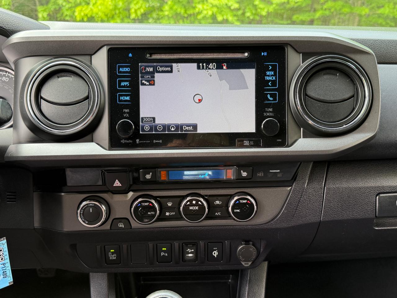 Toyota Tacoma 4WD Access Cab V6 AT TRD Off Road (Natl) 2016