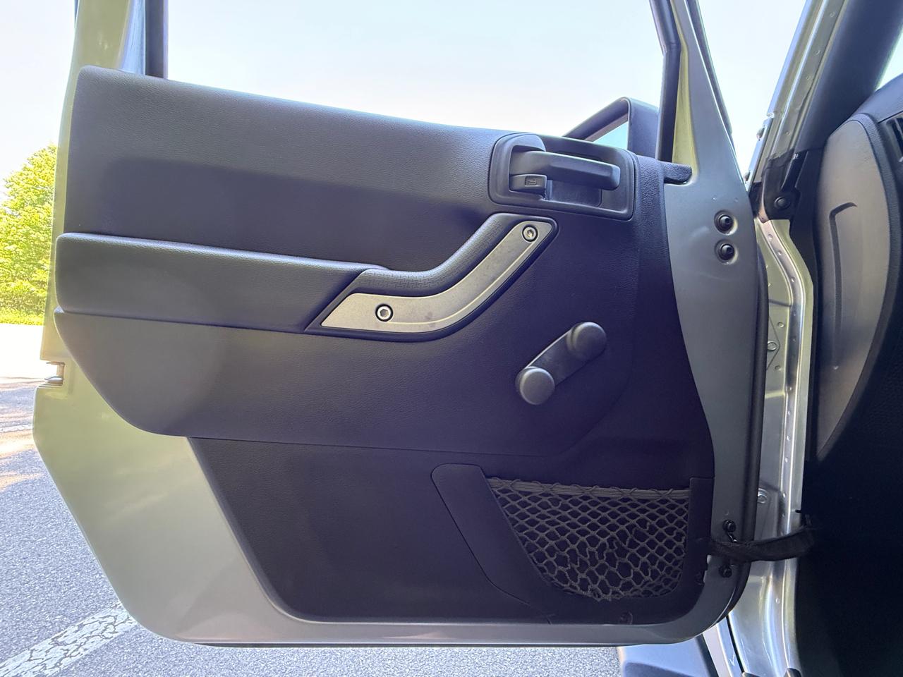 Jeep Wrangler 4WD 2dr Sport 2015
