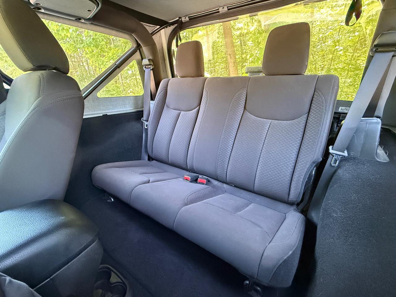 Jeep Wrangler 4WD 2dr Sport 2015
