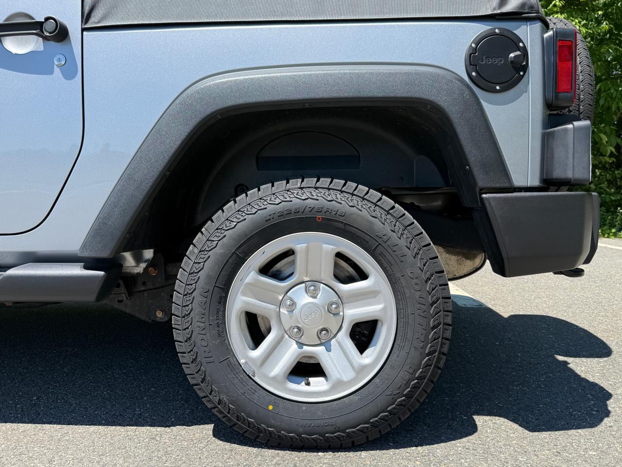 Jeep Wrangler 4WD 2dr Sport 2015