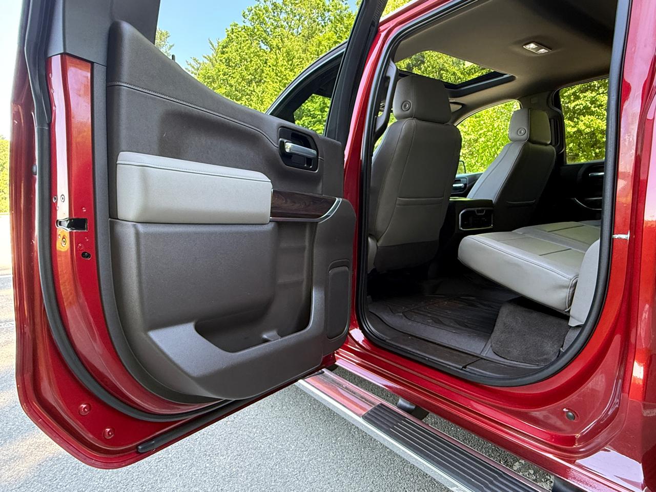 GMC Sierra 1500 4WD Crew Cab 147" SLT 2019