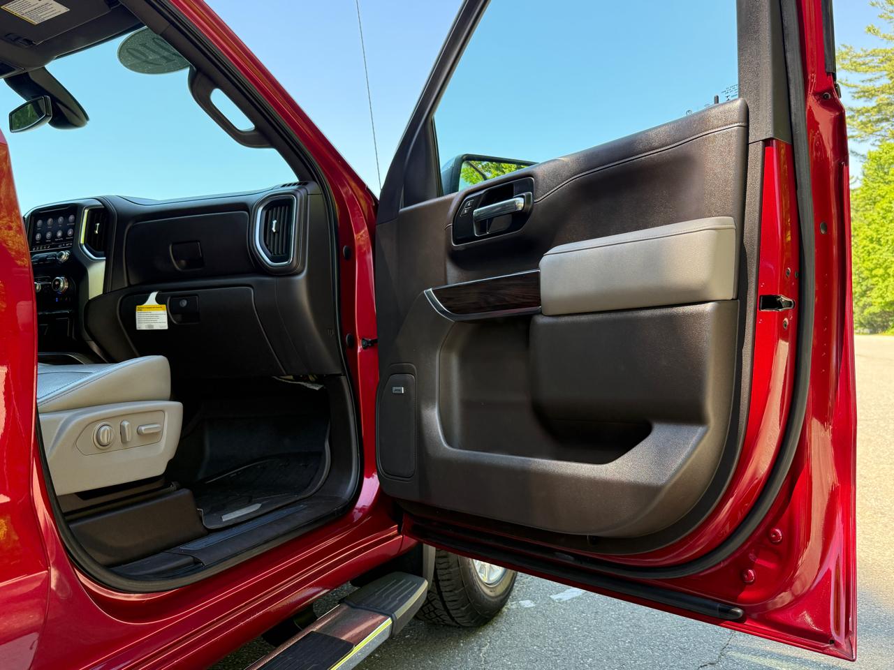 GMC Sierra 1500 4WD Crew Cab 147" SLT 2019