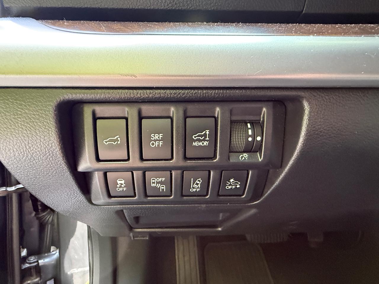 Subaru Outback 4dr Wgn 2.5i Limited PZEV 2015